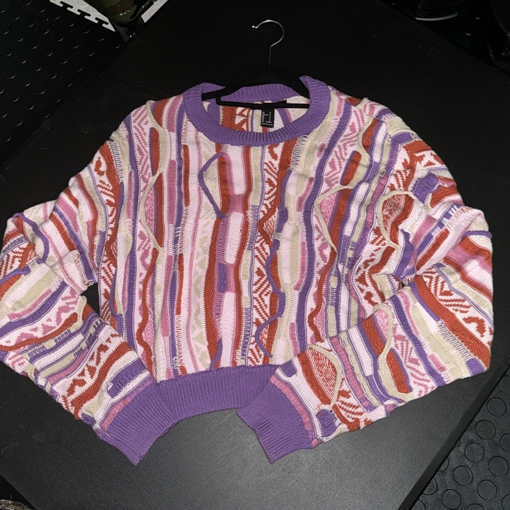 Purple 90’s style sweater size small women’s